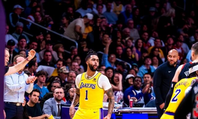 KAIYUN下载app-连续5场20+！湖人第三球星已在阵中：还卖拉塞尔？